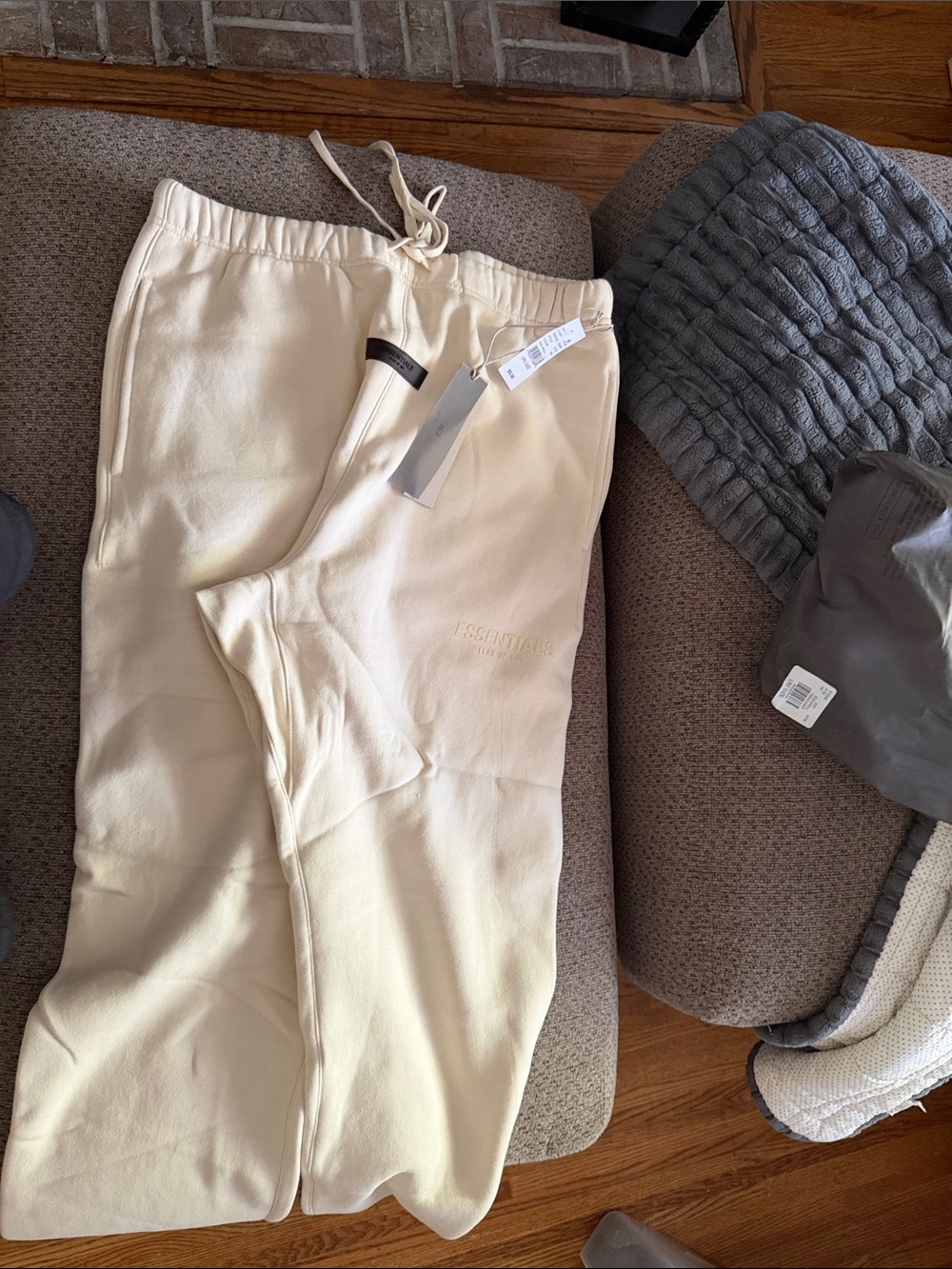 Fear of god Essentials Cream Sweatpants with Drawcord